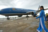 Vietnam Airlines cabin crew