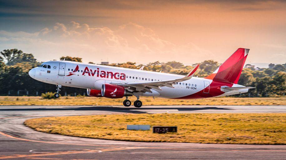 Avianca Brazil cabin crew